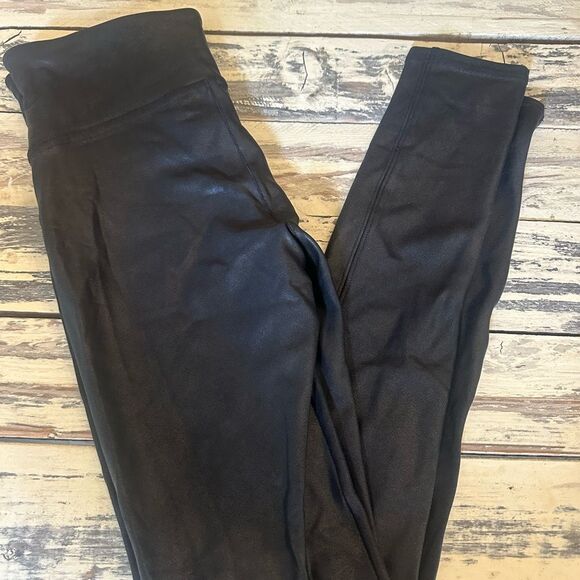 SPANX Faux Leather Leggings - Picture 5 of 5
